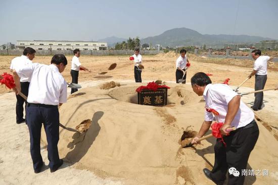 闽台细密呆板（南靖油炸出产线）项目成绩对接拉开帷幕